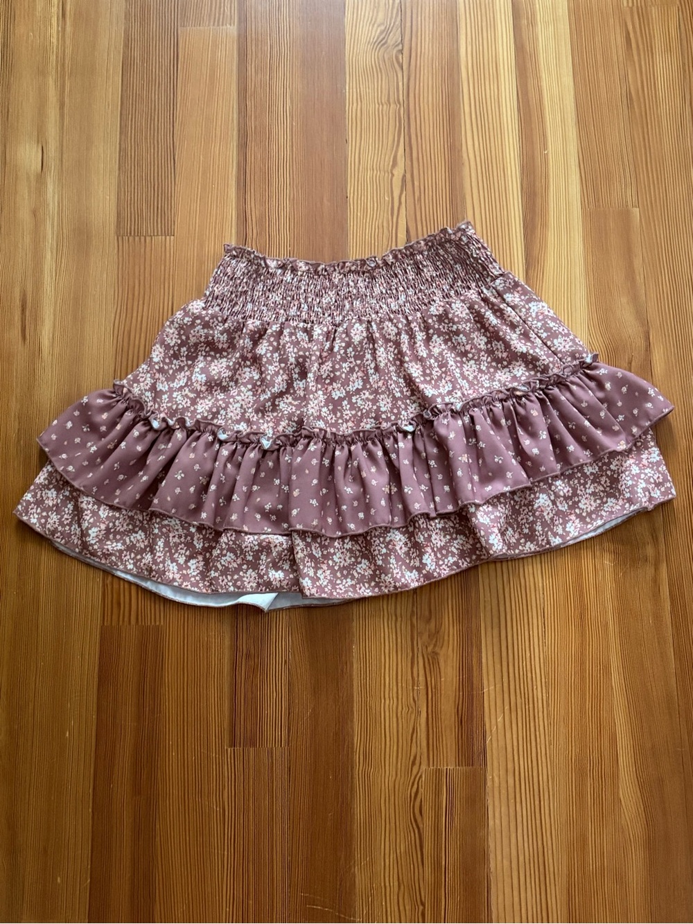 Altar’d state floral ruffle mini skort in brown